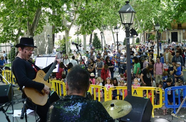 Alcal Suena Vuelve A Llenar De M Sica Las Calles De Alcal De Henares