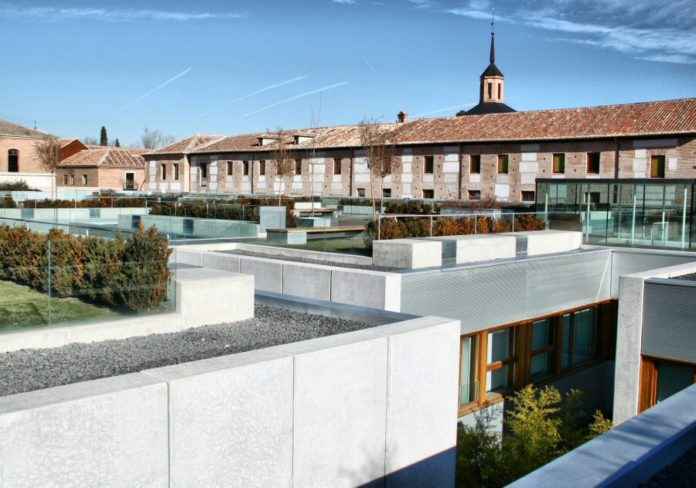 Parador de Alcalá de Henares - Vista general interior