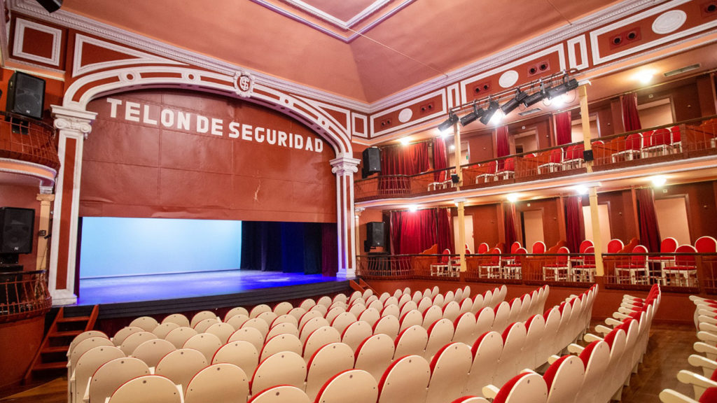 El Teatro Salón Cervantes Ha Abierto Al Público Para Dar A Conocer Sus ...